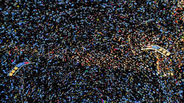 Quel parement mettre derrière poêle à bois : top 5 options