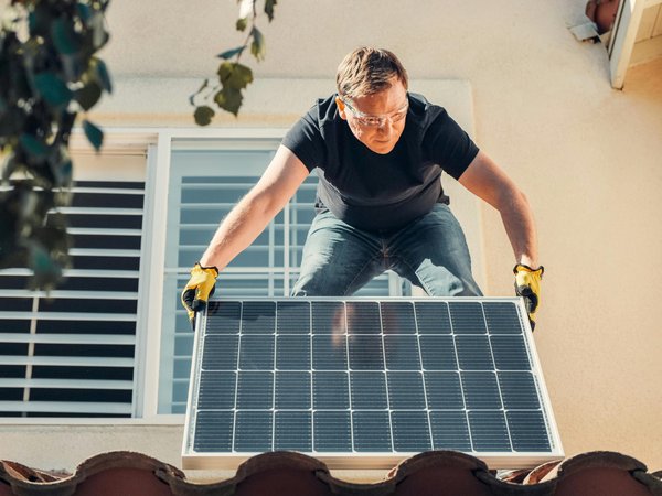 Panneau solaire photovoltaïque : découvrez les témoignages clients
